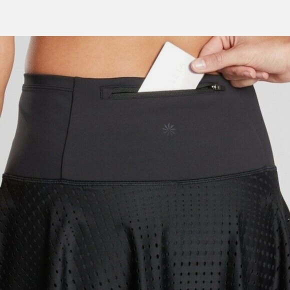 Athleta a Gsme 2 in 1 Crop skirt Skort Leggings Black Sz.MED - Picture 3 of 7